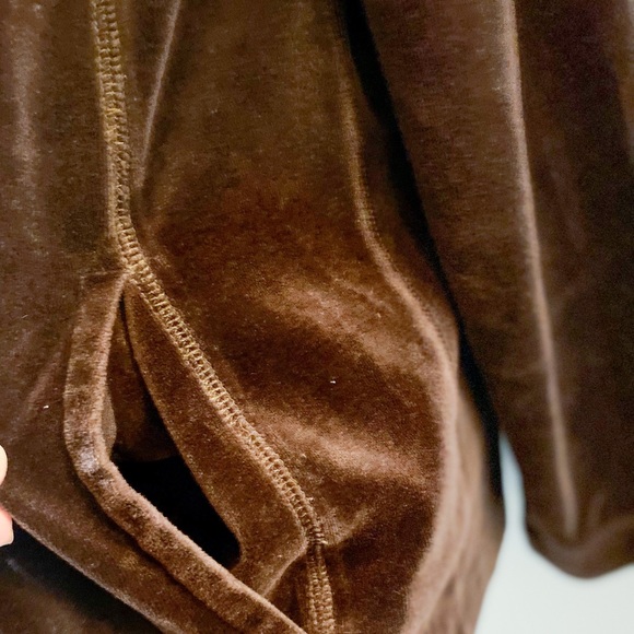 NWOT chocolate brown velour track jacket Avenue 20 - Picture 4 of 5